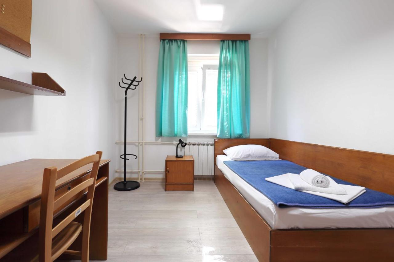 Rooms Studentsko Naselje Ivan Goran Kovacic Ριέκα Εξωτερικό φωτογραφία