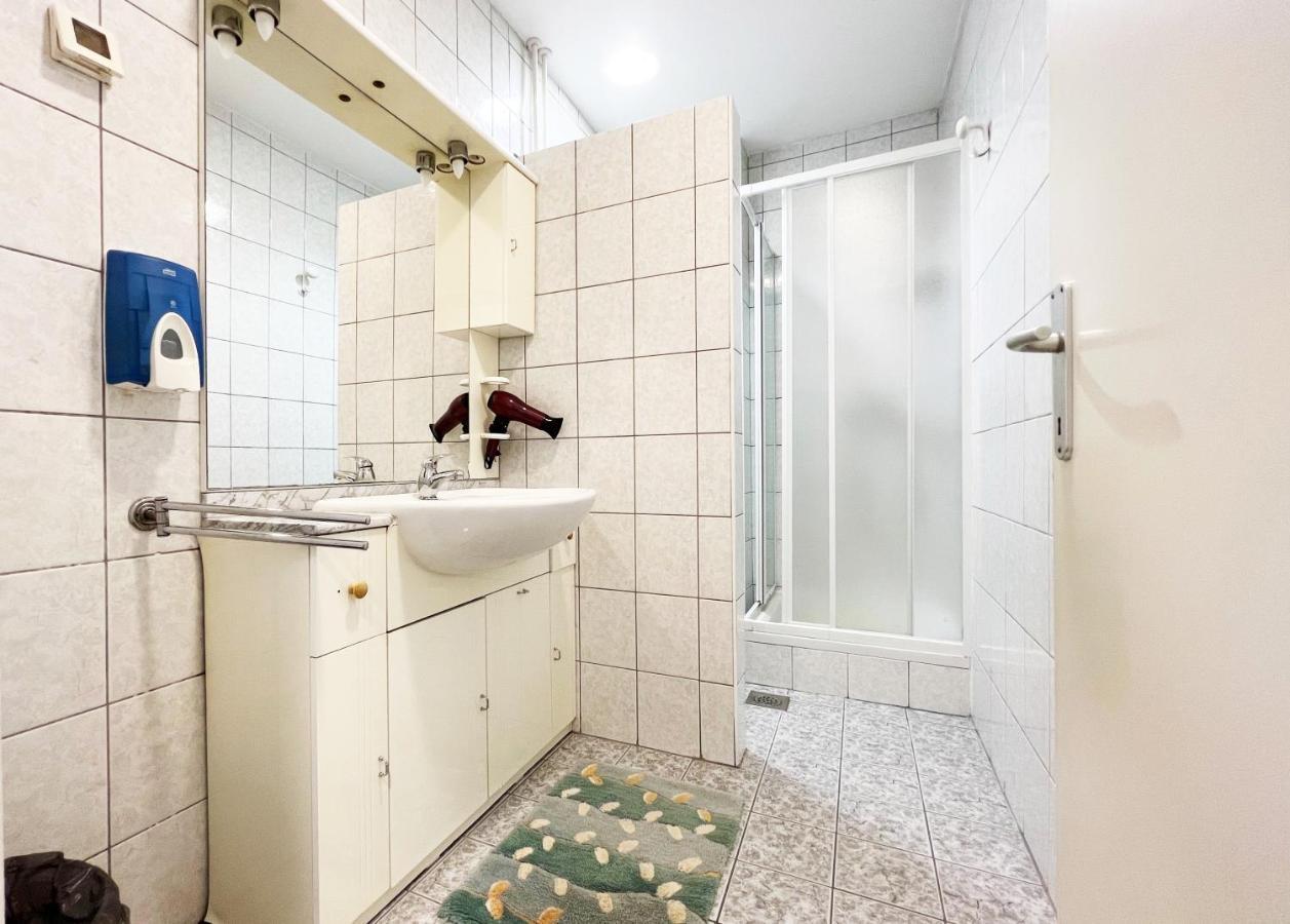 Rooms Studentsko Naselje Ivan Goran Kovacic Ριέκα Δωμάτιο φωτογραφία
